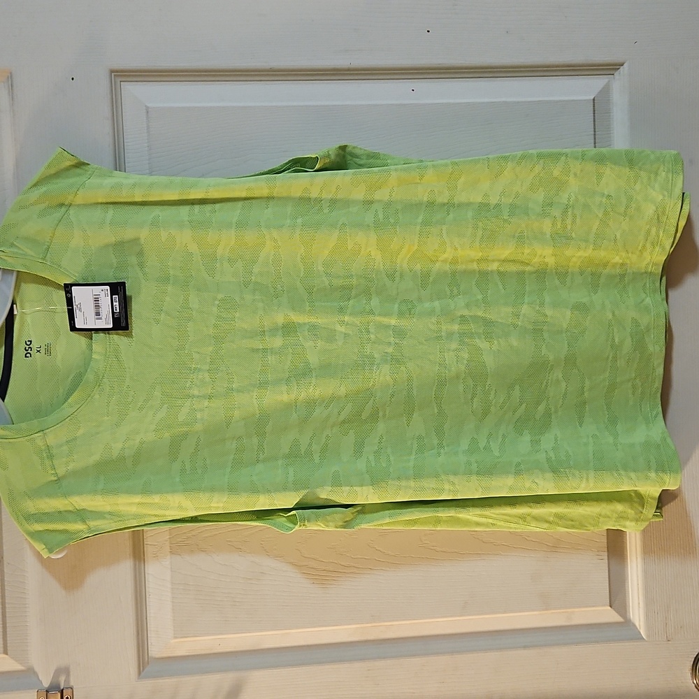 DSG Men's Movement Tank: Neon Pear: NEW WITH TAGS: SIZE XL